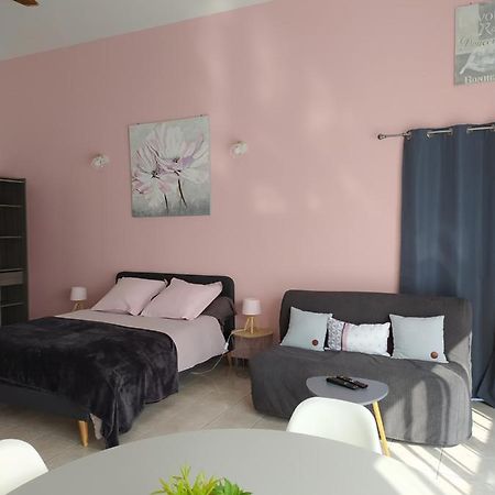 Appartement Domaine Moulin D' Elemiah à Gémozac Extérieur photo